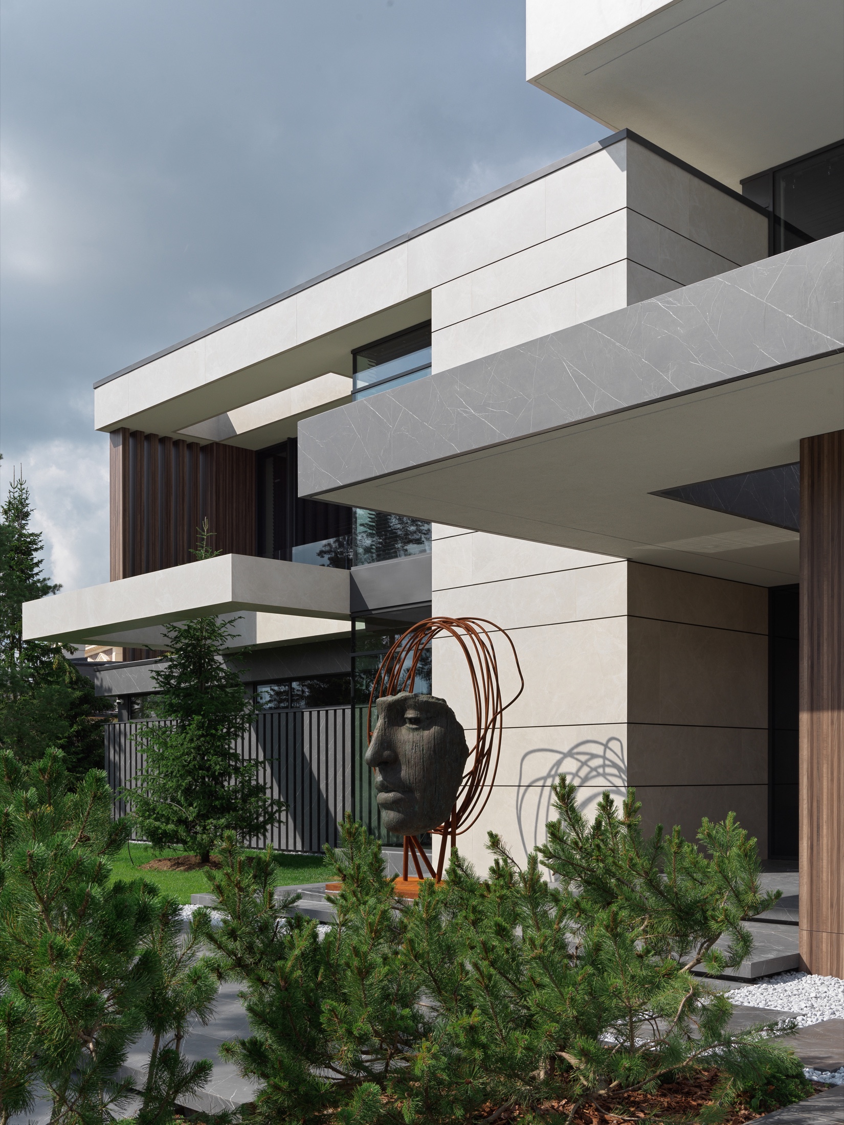 Фасад коттеджа AGALAROV ESTATE